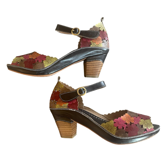 L'ARTISTE Spring Step Avnia Size 42 Multicolor Leather Autumn Leaves Sandals NEW - Picture 2 of 10